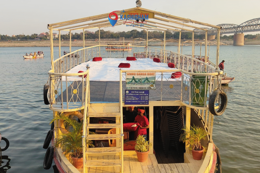 Luxury Boat Booking in Varanasi
